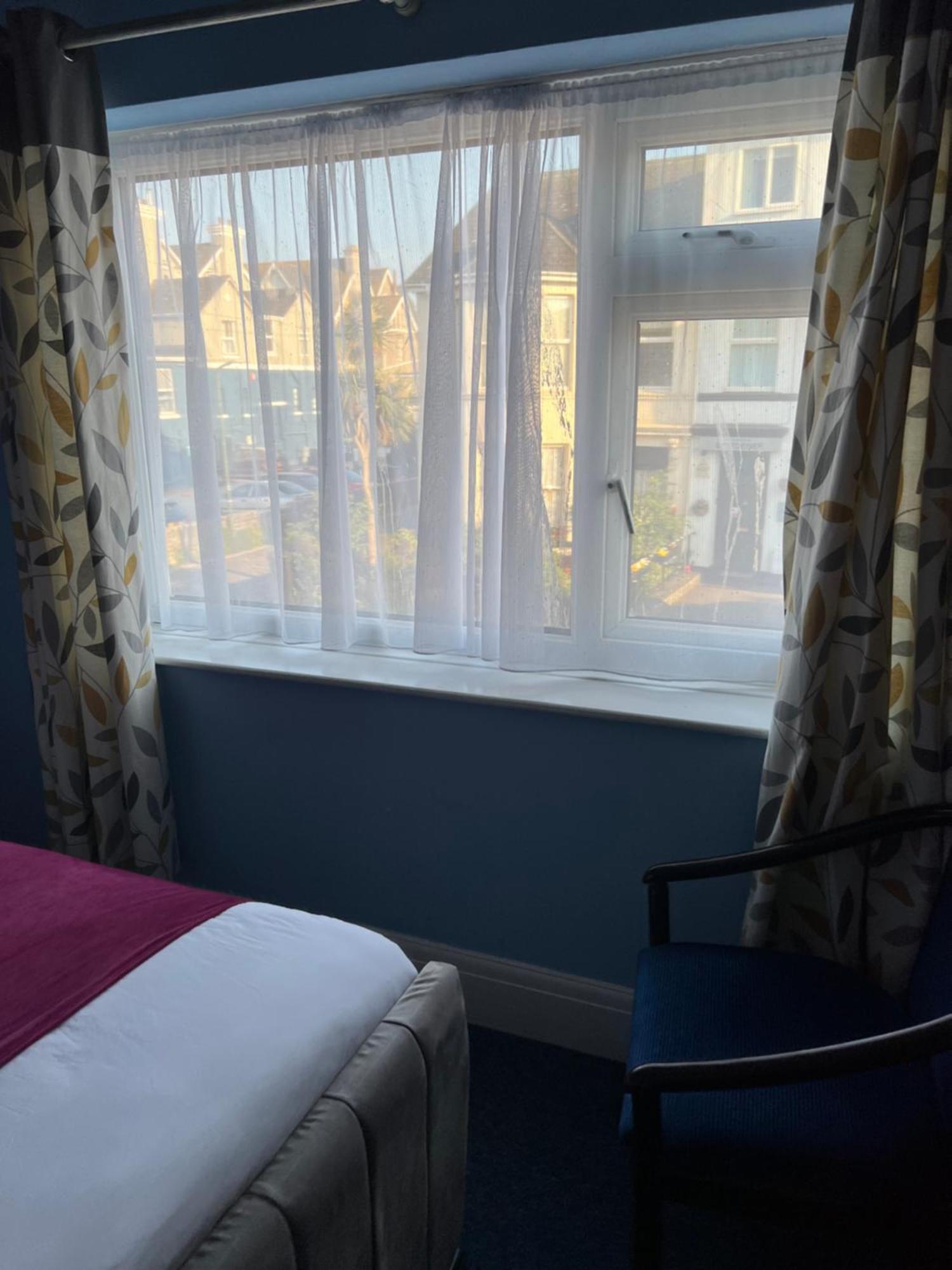 Berry Hotel Paignton Bagian luar foto